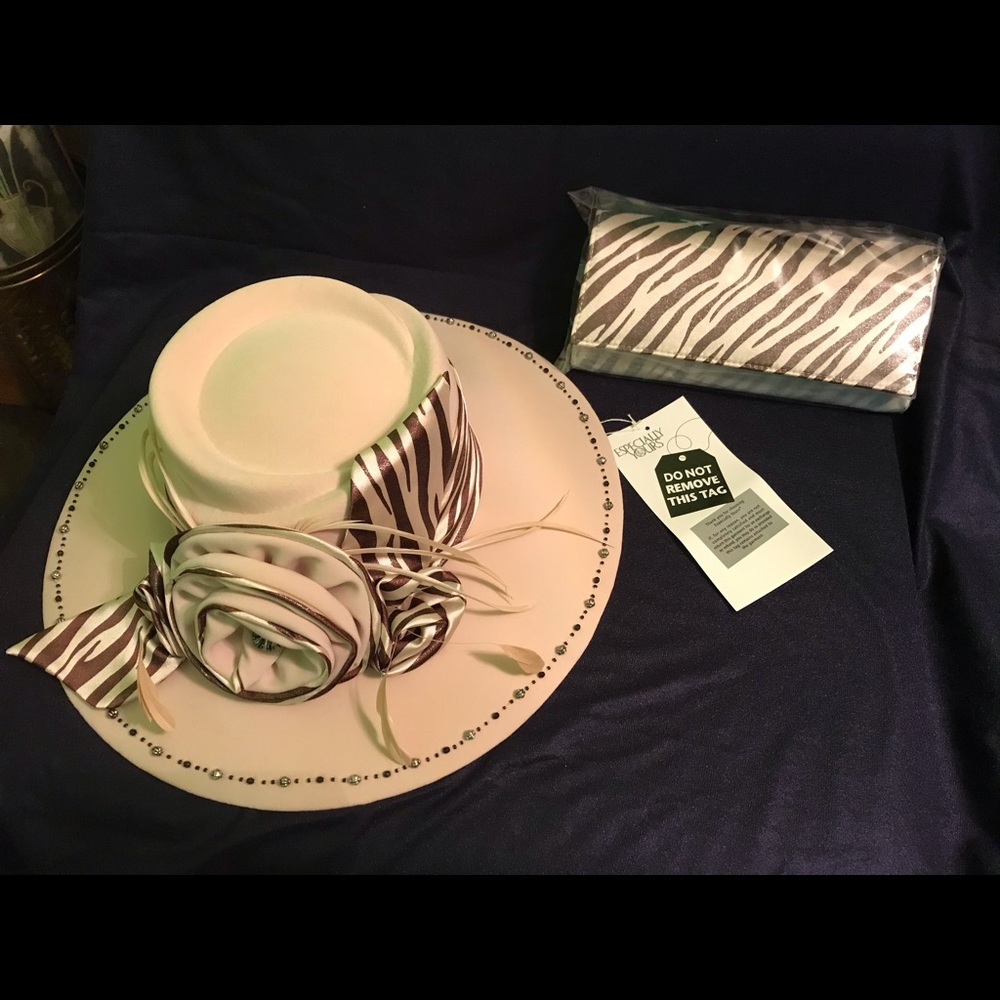 Felt wide brim hat & matching clutch